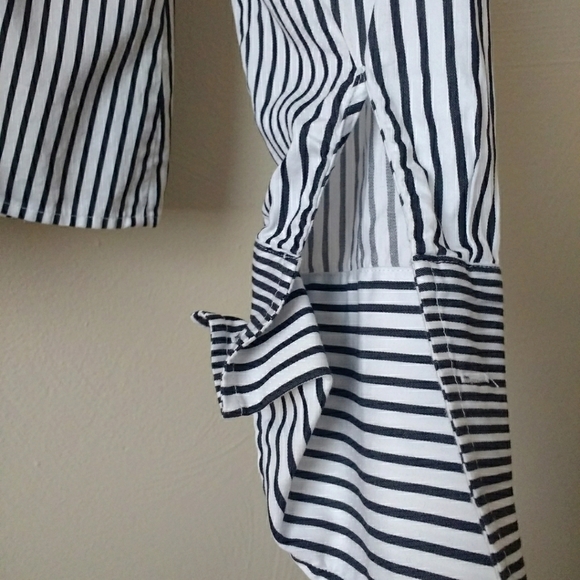 Jones New York Striped Wrap Collared Top - Picture 10 of 10